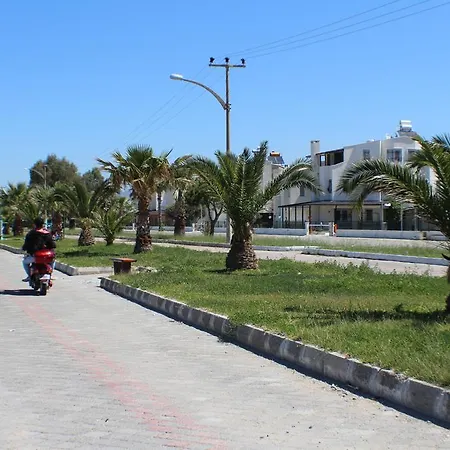 Roza Deluxe Villas