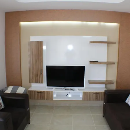 Roza Deluxe Villas *