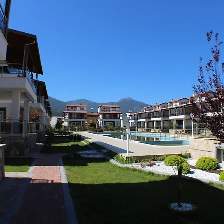 Roza Deluxe Villas * Guzelcamli