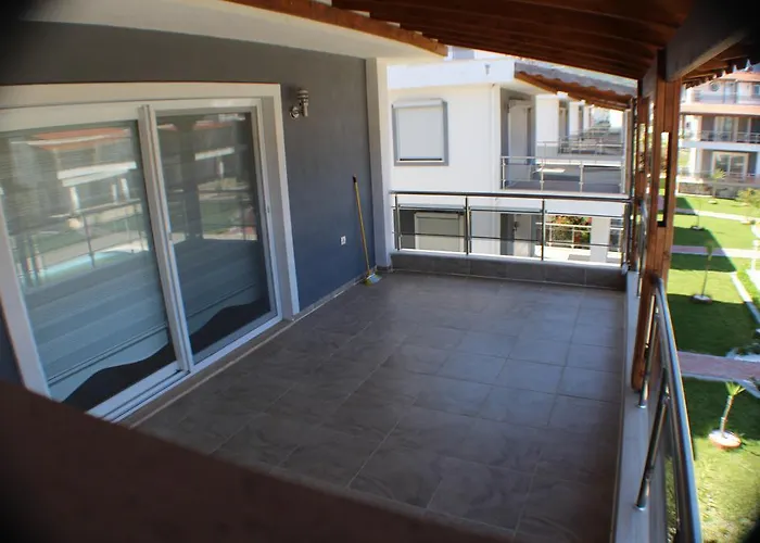 Villa Roza Deluxe Villas