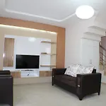 Roza Deluxe Villas غوزيلْتْشاملِ