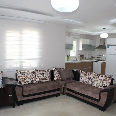Roza Deluxe Villas